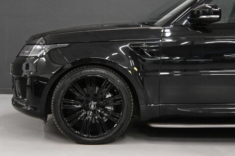 Land Rover Range Rover Sport 3.0 Range Rover Sport HSE Dynamic Black D MHEV Auto 4WD 5dr 11