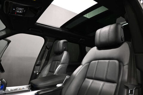 Land Rover Range Rover Sport 3.0 Range Rover Sport HSE Dynamic Black D MHEV Auto 4WD 5dr 14