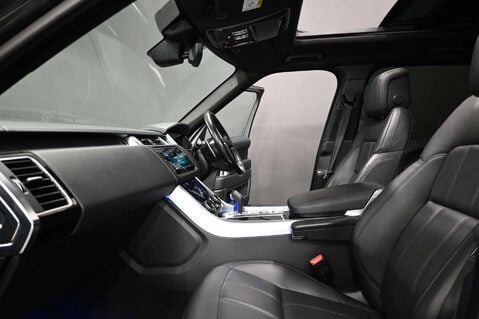 Land Rover Range Rover Sport 3.0 Range Rover Sport HSE Dynamic Black D MHEV Auto 4WD 5dr 4