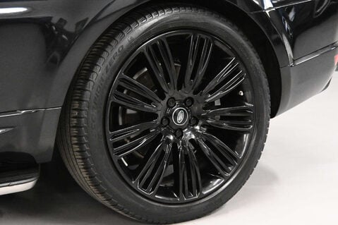 Land Rover Range Rover Sport 3.0 Range Rover Sport HSE Dynamic Black D MHEV Auto 4WD 5dr 25
