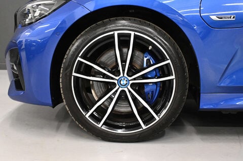 BMW 3 Series 2.0 330E M Sport Auto 5dr 44