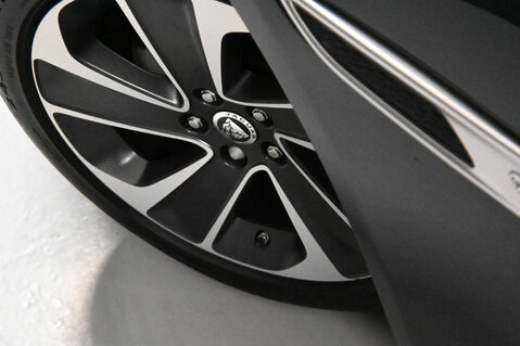 Jaguar XF 2.0 XF R-Dynamic S D MHEV Auto 4dr 7