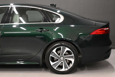 Jaguar XF 2.0 XF R-Dynamic S D MHEV Auto 4dr 27