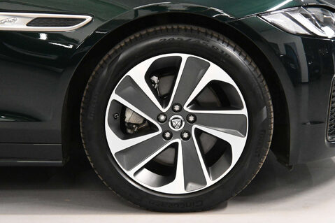 Jaguar XF 2.0 XF R-Dynamic S D MHEV Auto 4dr 16