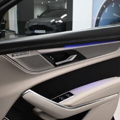 Jaguar XF 2.0 XF R-Dynamic S D MHEV Auto 4dr 1