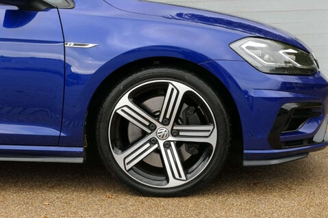 Volkswagen Golf 2.0 Golf R TSi 4Motion Semi-Auto 4WD 5dr 12