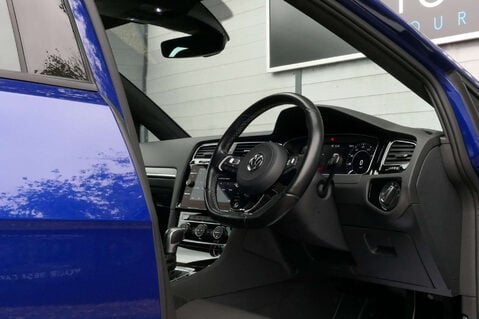 Volkswagen Golf 2.0 Golf R TSi 4Motion Semi-Auto 4WD 5dr 20