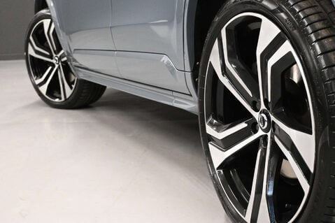 Volvo XC90 2.0 XC90 R-Design T8 Recharge AWD Auto 4WD 5dr 52