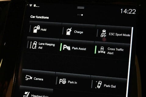 Volvo XC90 2.0 XC90 R-Design T8 Recharge AWD Auto 4WD 5dr 35