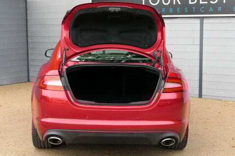 Jaguar XF 3.0 XF Premium Luxury V6 D Auto 4dr 17