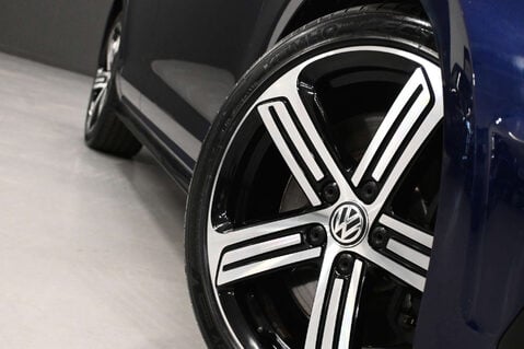 Volkswagen Golf 2.0 Golf R TSi 4Motion Semi-Auto 4WD 5dr 41