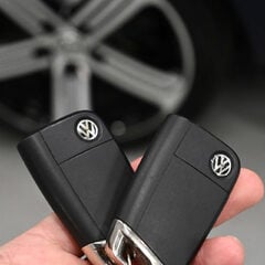 Volkswagen Golf 2.0 Golf R TSi 4Motion Semi-Auto 4WD 5dr 1