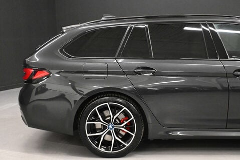 BMW 5 Series 2.0 530e xDrive M Sport Auto 4WD 5dr 46