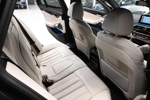BMW 5 Series 2.0 530e xDrive M Sport Auto 4WD 5dr 9