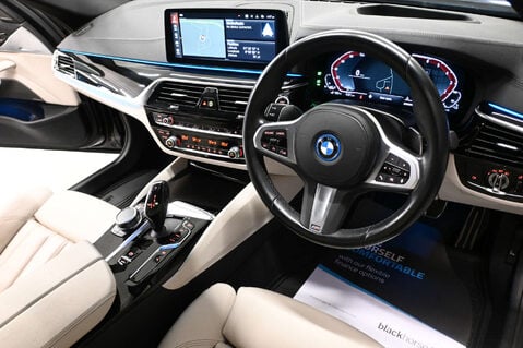 BMW 5 Series 2.0 530e xDrive M Sport Auto 4WD 5dr 4