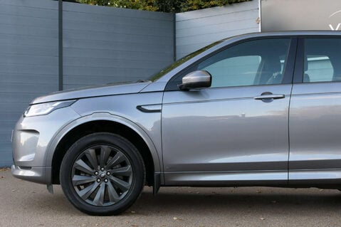 Land Rover Discovery Sport 2.0 Discovery Sport R-Dynamic S D Auto 4WD 5dr 10