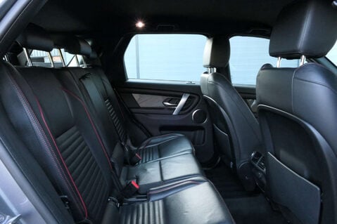 Land Rover Discovery Sport 2.0 Discovery Sport R-Dynamic S D Auto 4WD 5dr 39