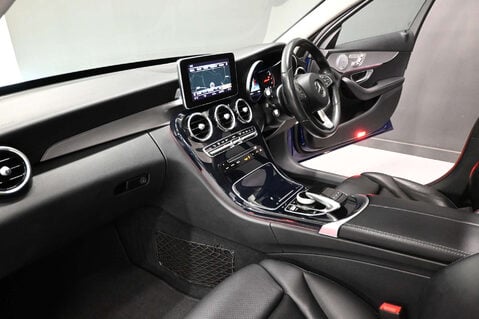 Mercedes-Benz C Class 2.0 C 200 Sport Premium+ Auto 5dr 28