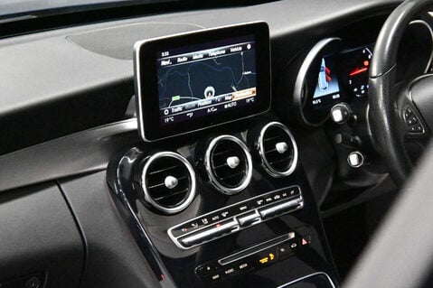 Mercedes-Benz C Class 2.0 C 200 Sport Premium+ Auto 5dr 51