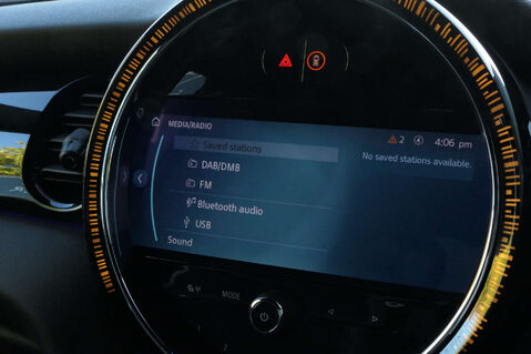 Mini Hatch 2.0 Cooper S Sport 3dr 26