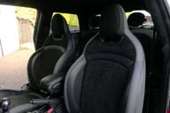 Mini Hatch 2.0 Cooper S Sport 3dr 6