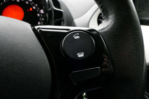 Toyota Aygo 1.0 Aygo X-Plore VVT-i 5dr 28