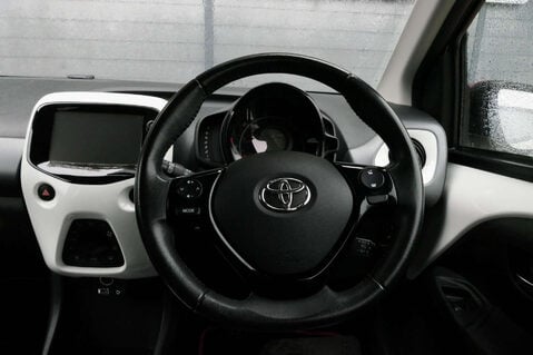 Toyota Aygo 1.0 Aygo X-Plore VVT-i 5dr 6