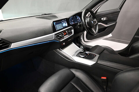 BMW 3 Series 2.0 330E M Sport Auto 4dr 27