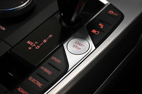 BMW 3 Series 2.0 330E M Sport Auto 4dr 33