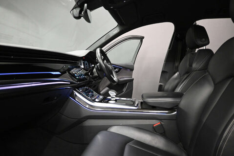 Audi Q7 3.0 Q7 Black Edition 55 TFSI MHEV Quattro Auto 4WD 5dr 52