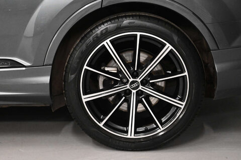 Audi Q7 3.0 Q7 Black Edition 55 TFSI MHEV Quattro Auto 4WD 5dr 23