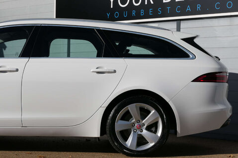 Jaguar XF 2.0 XF Portfolio Auto 5dr 12