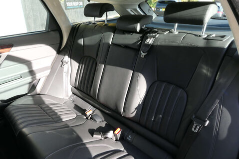 Jaguar XF 2.0 XF Portfolio Auto 5dr 25