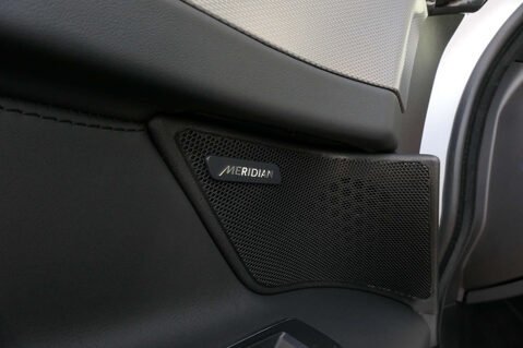 Jaguar XF 2.0 XF Portfolio Auto 5dr 7