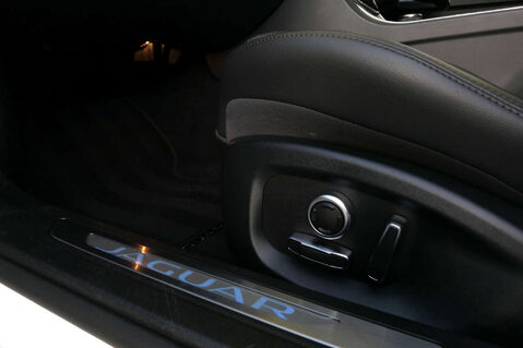 Jaguar XF 2.0 XF Portfolio Auto 5dr 5