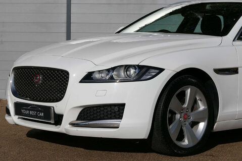 Jaguar XF 2.0 XF Portfolio Auto 5dr 9