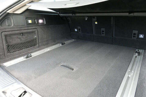 Jaguar XF 2.0 XF Portfolio Auto 5dr 19