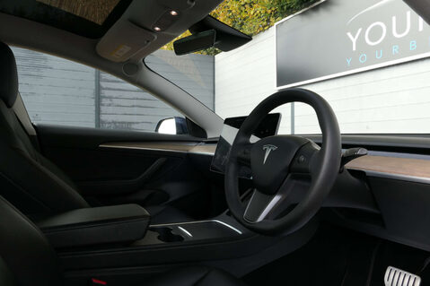 Tesla Model 3 ModeL 3 Performance AWD 4WD 4dr 20