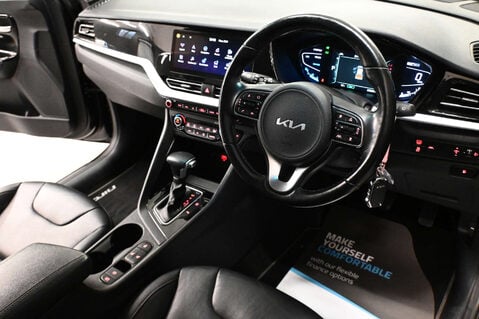 Kia Niro 1.6 Niro 3 HEV Semi-Auto 5dr 4