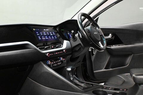 Kia Niro 1.6 Niro 3 HEV Semi-Auto 5dr 22