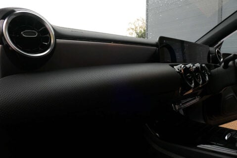 Mercedes-Benz CLA Class 1.3 CLA 200 AMG Line Auto 5dr 29