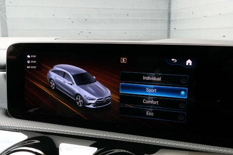 Mercedes-Benz CLA Class 1.3 CLA 200 AMG Line Auto 5dr 34