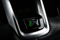 Jaguar F-Pace 3.0 F-Pace R-Dynamic SE D MHEV AWD Auto 4WD 5dr 41