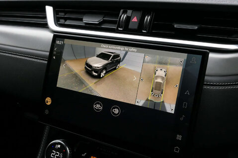 Jaguar F-Pace 3.0 F-Pace R-Dynamic SE D MHEV AWD Auto 4WD 5dr 23