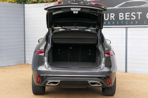 Jaguar F-Pace 3.0 F-Pace R-Dynamic SE D MHEV AWD Auto 4WD 5dr 15