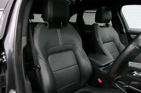 Jaguar F-Pace 3.0 F-Pace R-Dynamic SE D MHEV AWD Auto 4WD 5dr 4