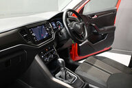Volkswagen T-Roc 1.5 T-Roc Design TSi Evo Semi-Auto 5dr 29