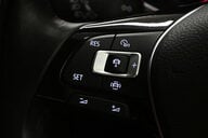 Volkswagen T-Roc 1.5 T-Roc Design TSi Evo Semi-Auto 5dr 33