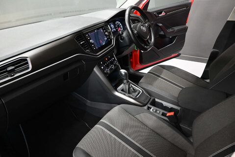 Volkswagen T-Roc 1.5 T-Roc Design TSi Evo Semi-Auto 5dr 41