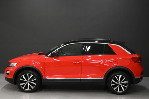 Volkswagen T-Roc 1.5 T-Roc Design TSi Evo Semi-Auto 5dr 16